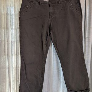 Torrid Women's Olive Capri